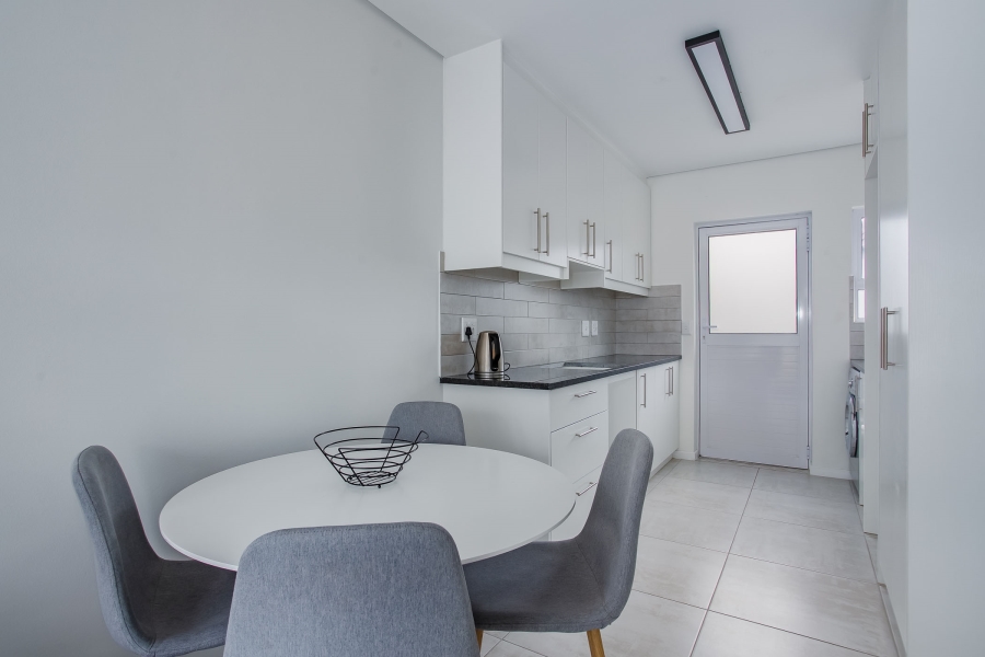 2 Bedroom Property for Sale in Honeydew Country Estate Western Cape